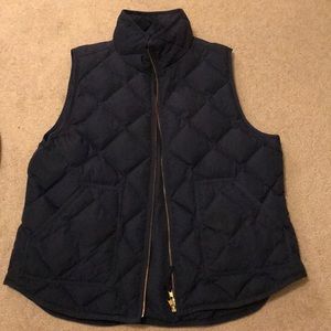 J.crew factory puffer vest. Navy.xl